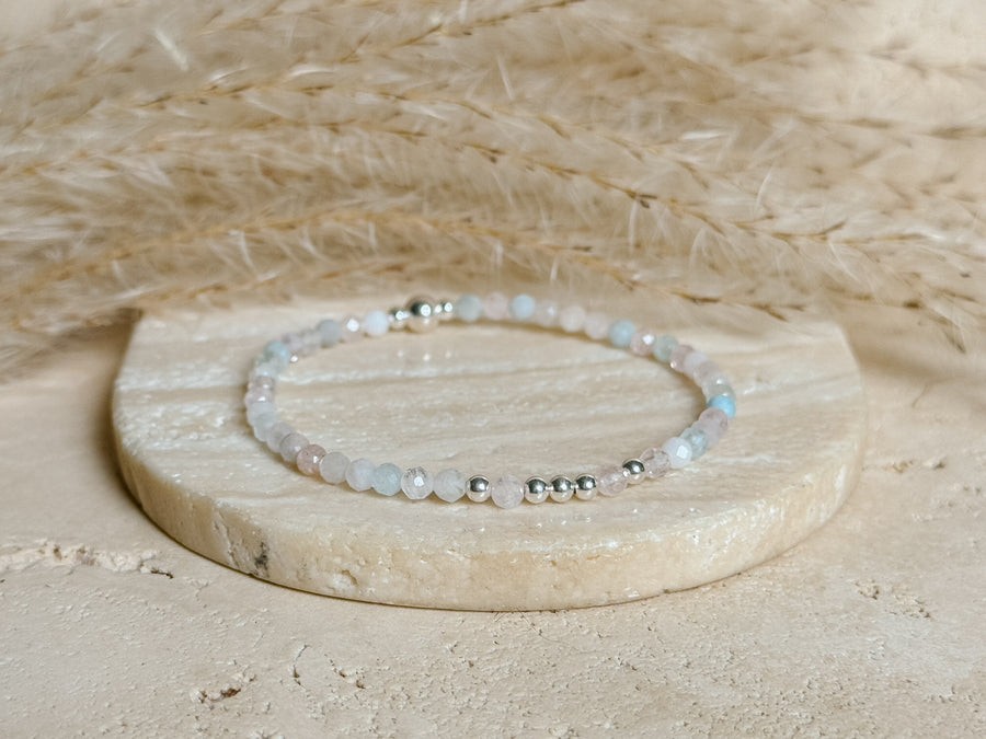 Beryl Illumination Bracelet