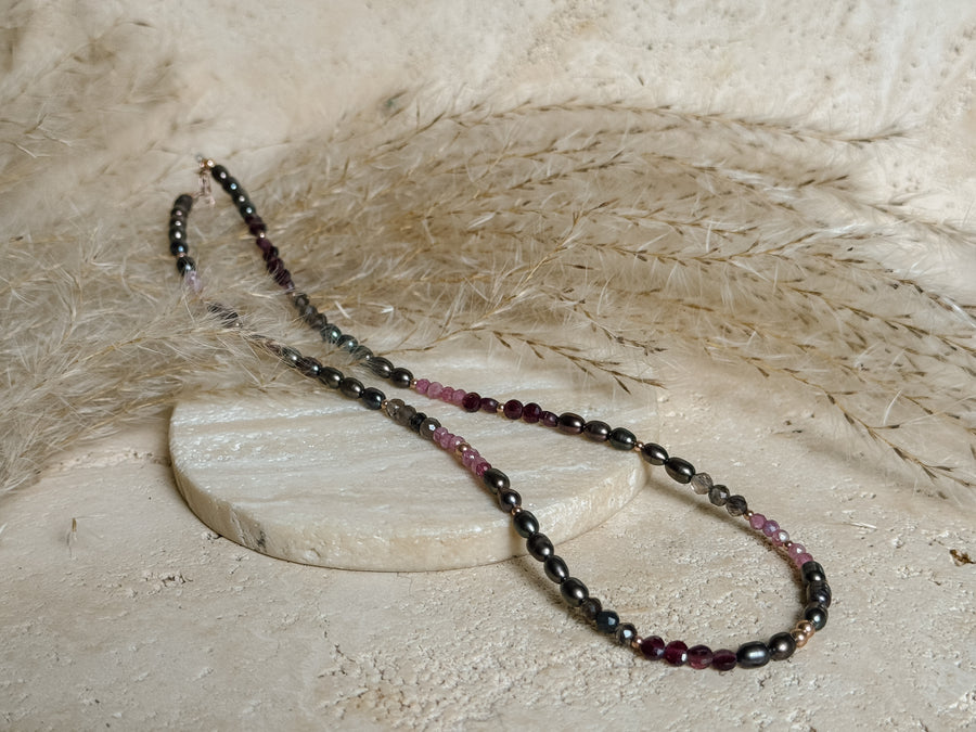 Obsidian Bloom Pearl Necklace